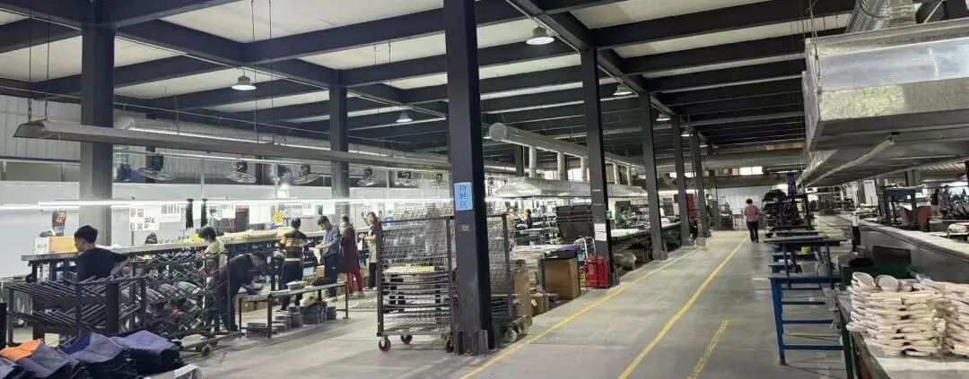 PATCUS på Canton Fair, patenterte sko av naturlig lateks åpner et nytt blått hav for globalt samarbeid